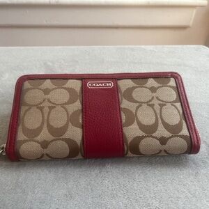 Coach Khaki/Black Cherry Zip Wallet